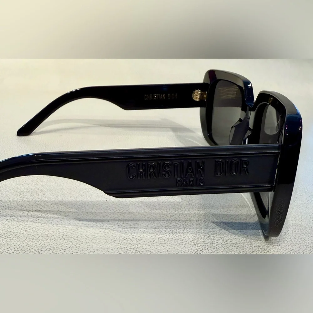 New Women’s CHRISTIAN DIOR Sunglasses - Picture 11 of 13